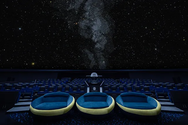 コニカミノルタ天空