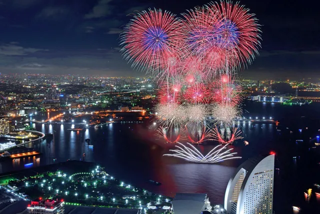 横浜の花火大会